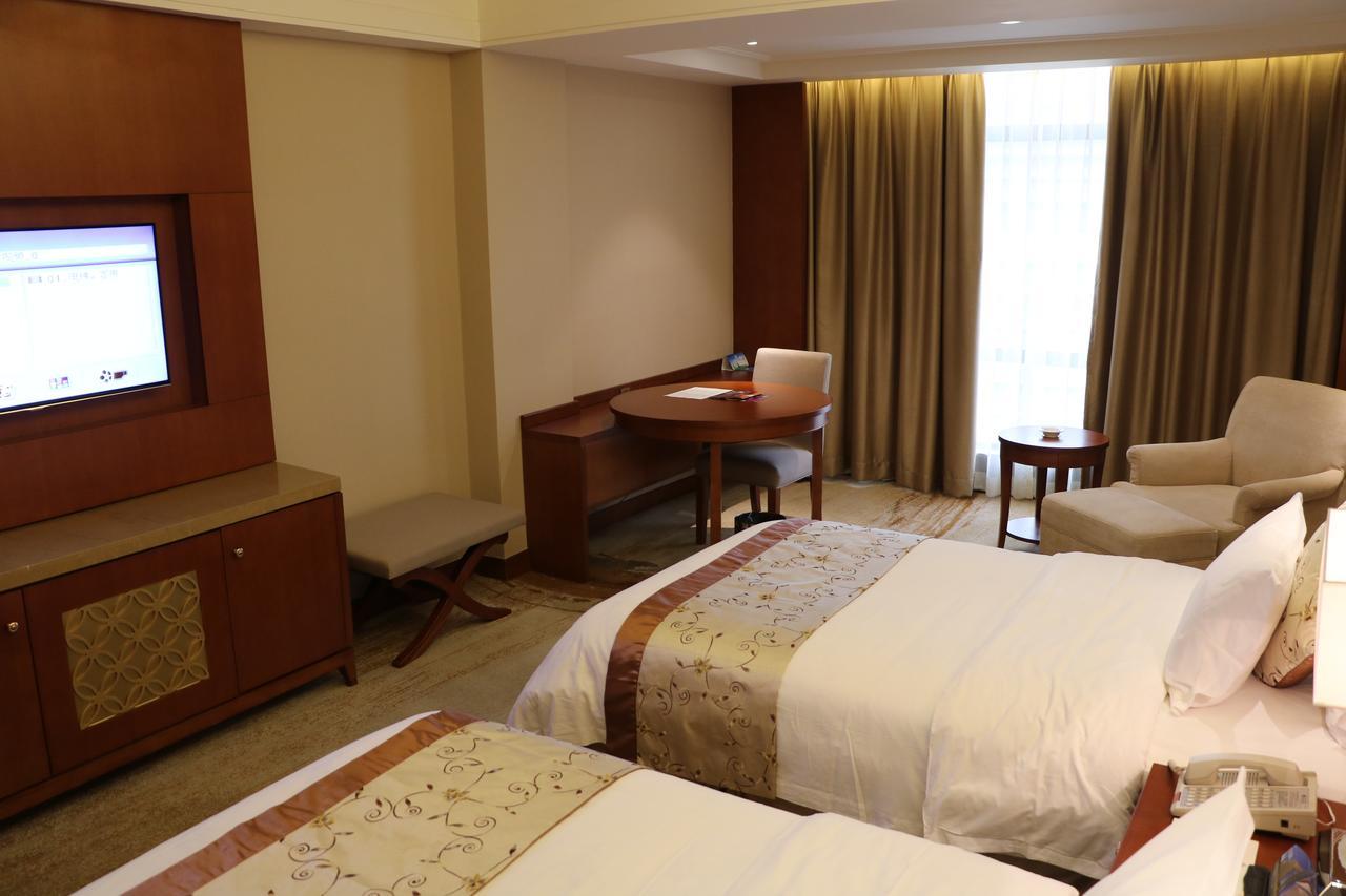 Rongjiang Hotel Jieyang Dış mekan fotoğraf