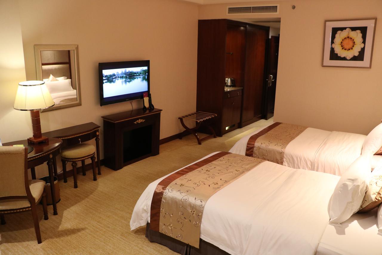 Rongjiang Hotel Jieyang Dış mekan fotoğraf