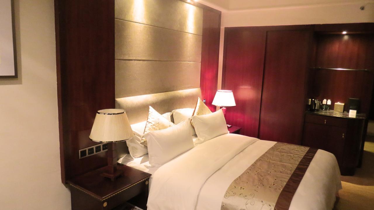 Rongjiang Hotel Jieyang Dış mekan fotoğraf