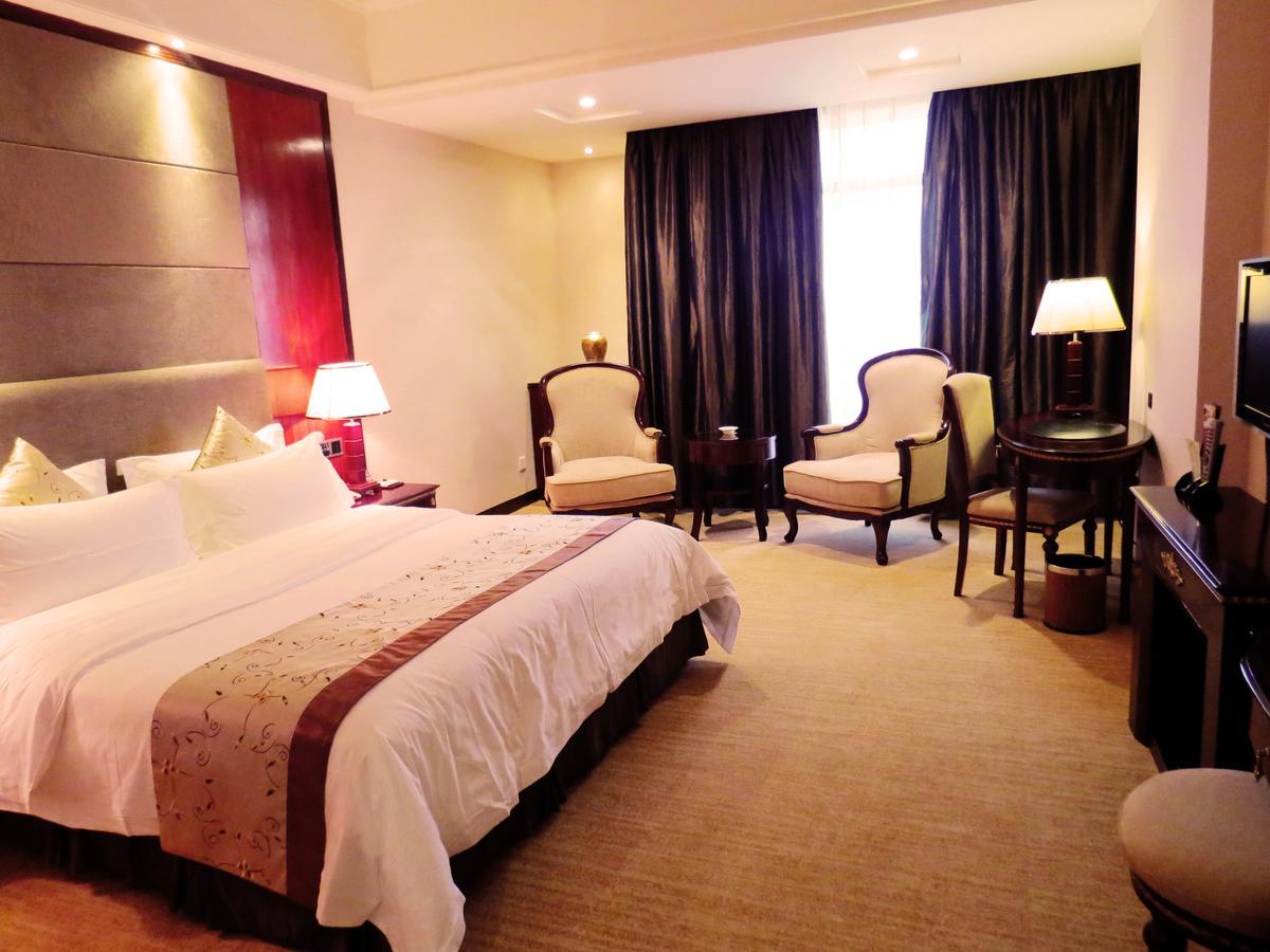 Rongjiang Hotel Jieyang Dış mekan fotoğraf